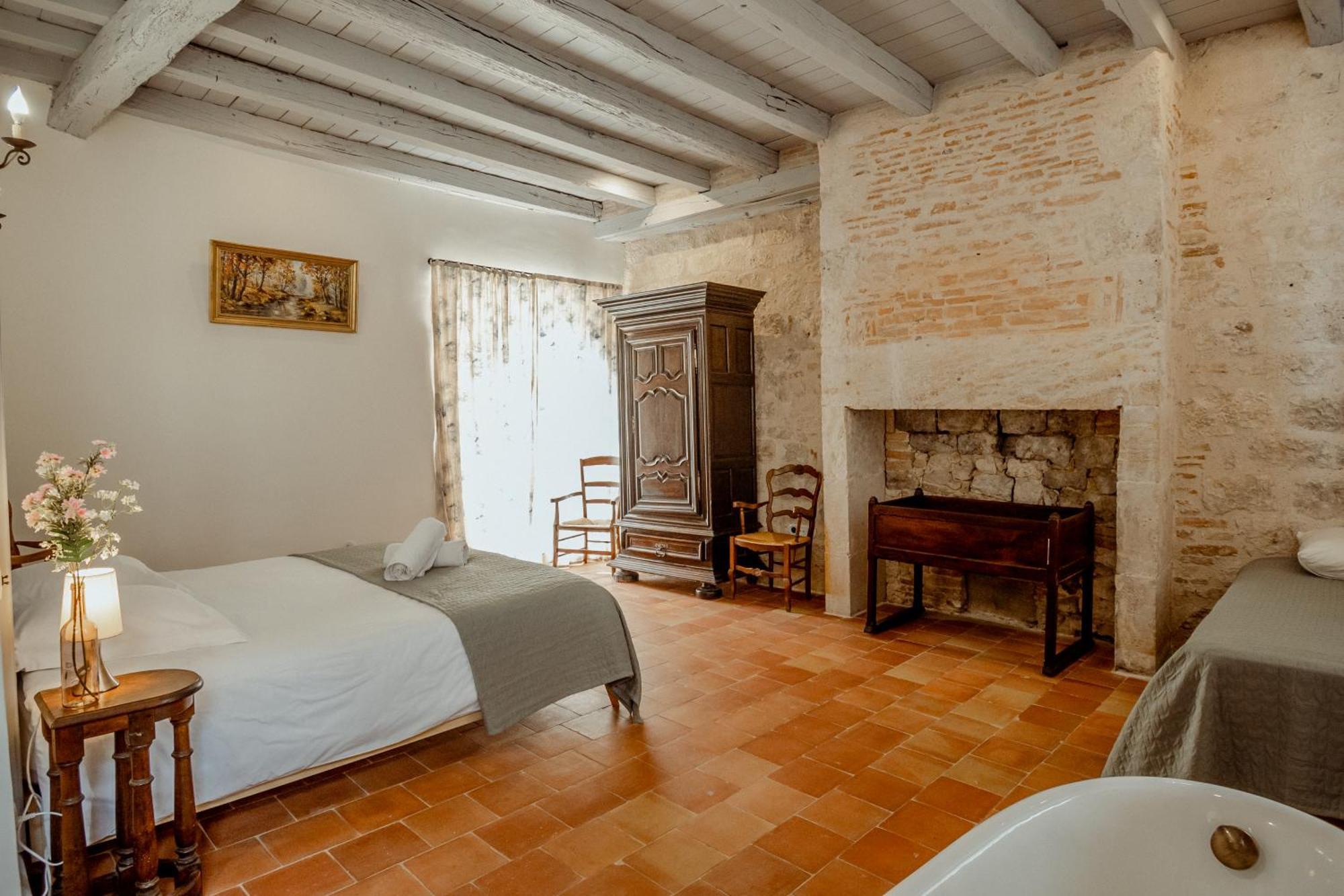 La Chambre Bleue Lauzerte Exterior photo